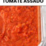 molho de tomate caseiro armazenado em um recipiente retangular